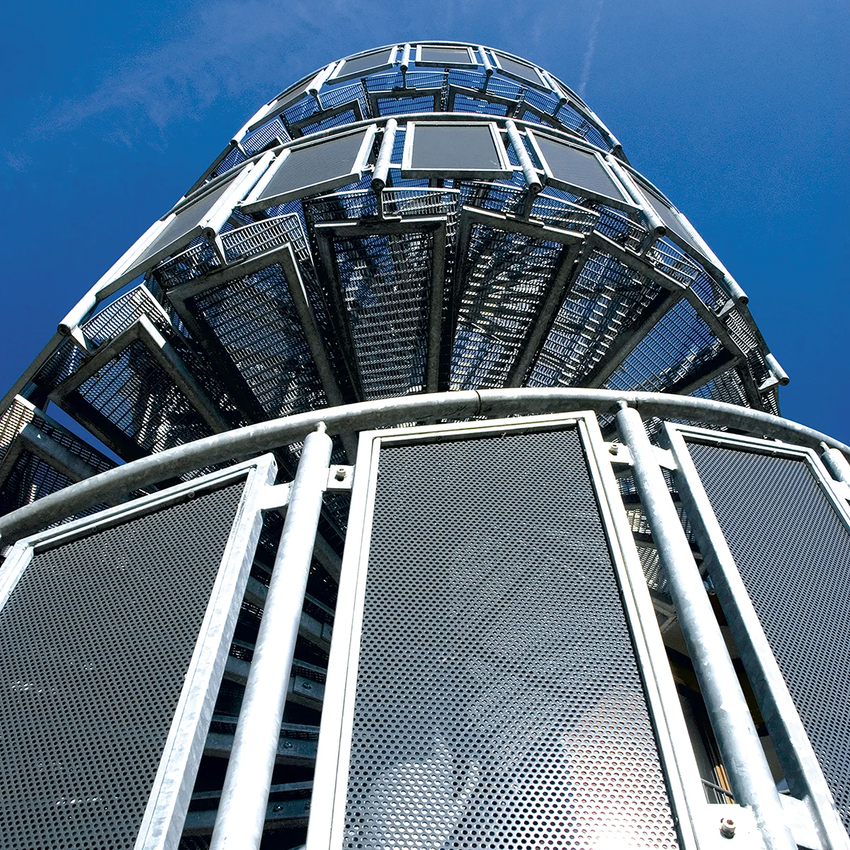 RMIG reikälevyt kaikkeen arkkitehtuuriin Spinealta